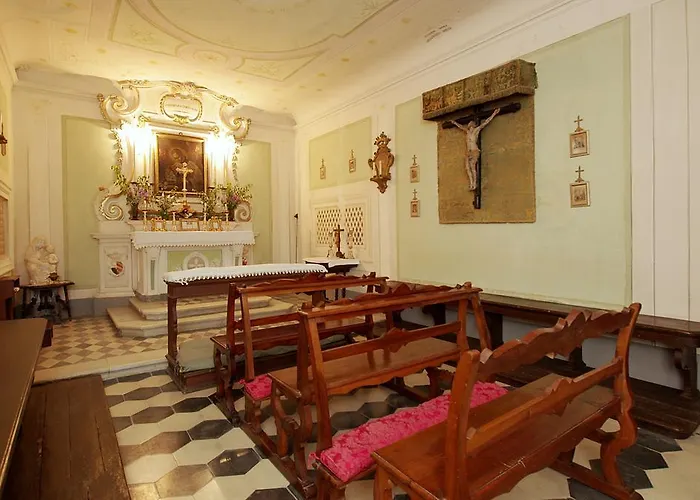 בית חווה Fattoria Di Camporomano מסרוסה